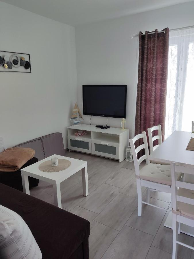 Apartmani Ima ロバニスカ エクステリア 写真