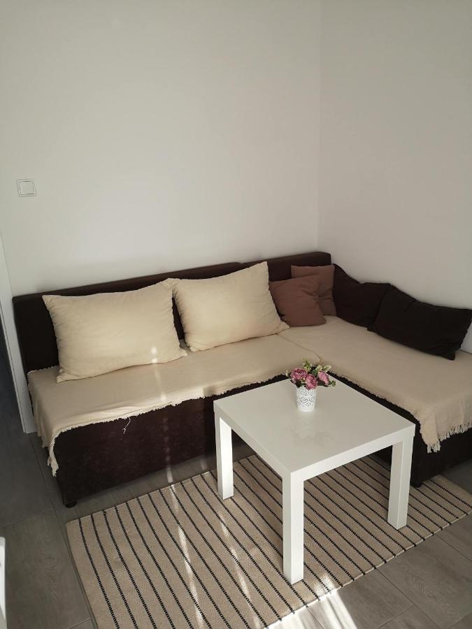 Apartmani Ima ロバニスカ エクステリア 写真