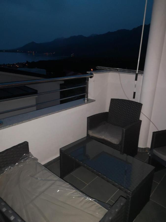 Apartmani Ima ロバニスカ エクステリア 写真